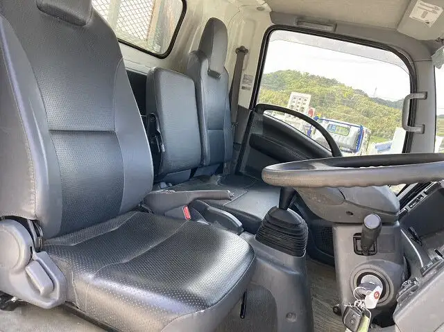 いすゞ エルフ 小型 平ボディ TPG-NPR85YN H29の中古トラック画像9