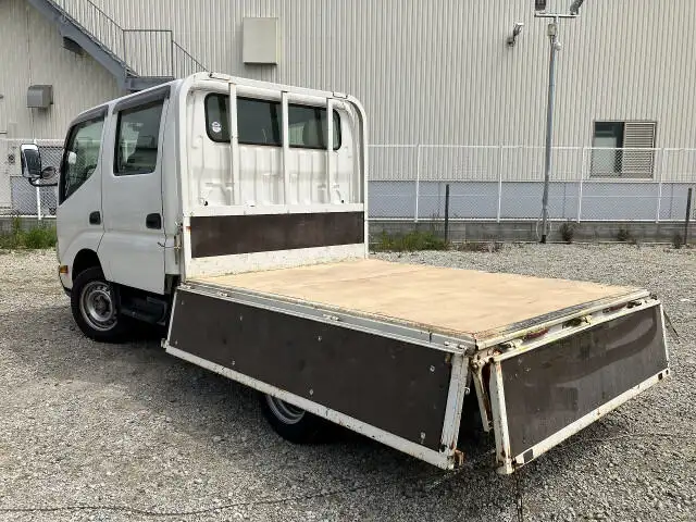 トヨタ ダイナ 小型 平ボディ Wキャブ LDF-KDY231の中古トラック画像4