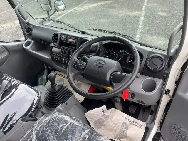 日野 デュトロ 小型 アルミバン サイドドア 2RG-XZC605Mの中古トラック画像8