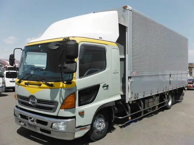 日野 レンジャー 中型/増トン ウイング エアサス ベッドの中古トラック画像1