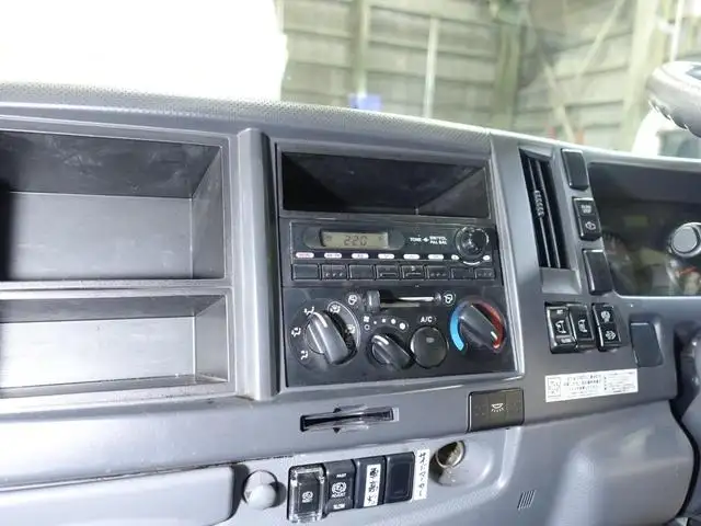 いすゞ フォワード 中型/増トン ウイング ベッド PKG-FRR90T2の中古トラック画像13