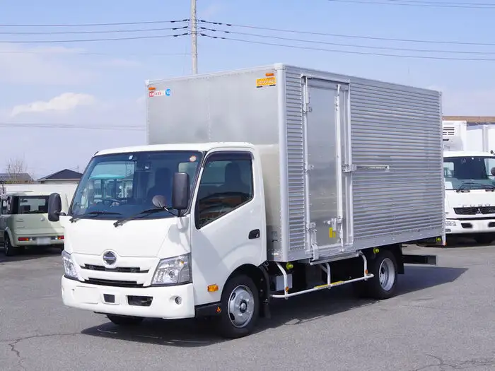 日野 デュトロ 小型 アルミバン サイドドア 2RG-XZU710Mの中古トラック画像1