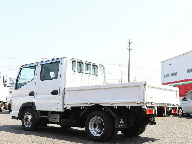 三菱 キャンター 小型 平ボディ Wキャブ 床鉄板の中古トラック画像5