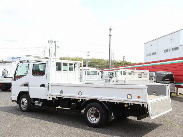 三菱 キャンター 小型 平ボディ Wキャブ 床鉄板の中古トラック画像6