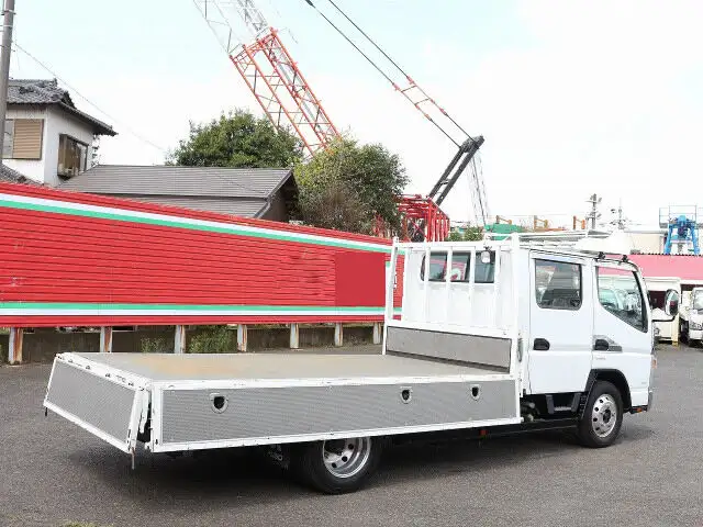 三菱 キャンター 小型 平ボディ Wキャブ 床鉄板の中古トラック画像9
