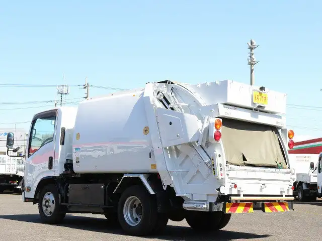 いすゞ エルフ 小型 パッカー車 プレス式 TPG-NMR85Nの中古トラック画像5