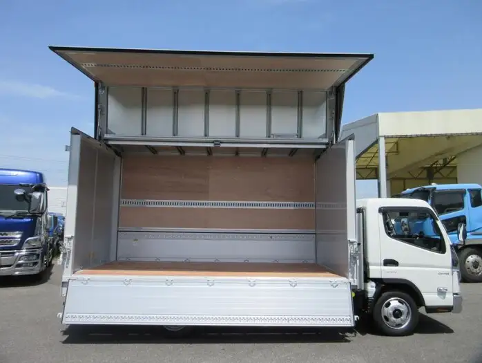 三菱 キャンター 小型 ウイング 2RG-FEB50 R5の中古トラック画像7