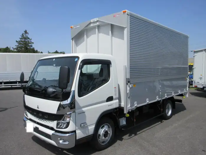 三菱 キャンター 小型 ウイング 2RG-FEB50 R5の中古トラック画像1