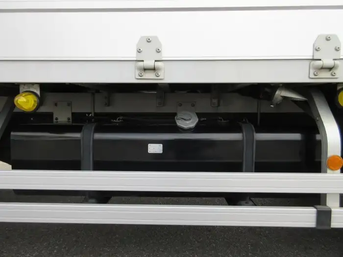 いすゞ フォワード 中型/増トン ウイング ベッド TKG-FRR90S2の中古トラック画像15