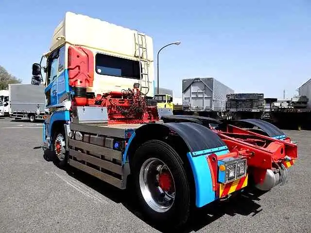 日産UD クオン 大型 トラクター ハイルーフ 1デフの中古トラック画像5