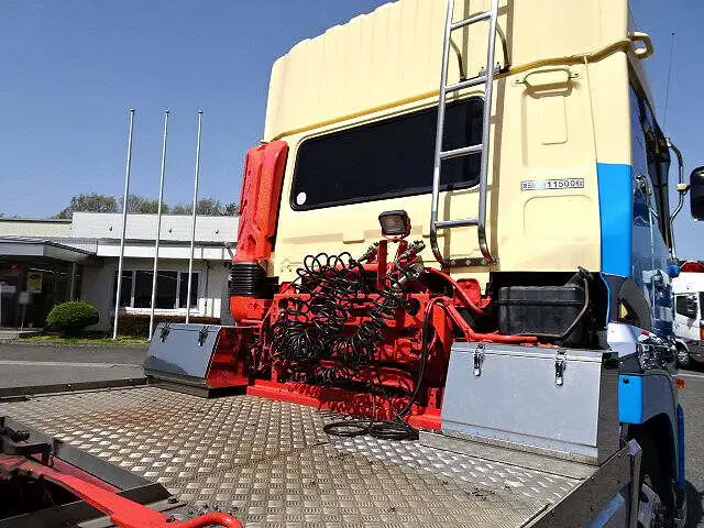 日産UD クオン 大型 トラクター ハイルーフ 1デフの中古トラック画像6