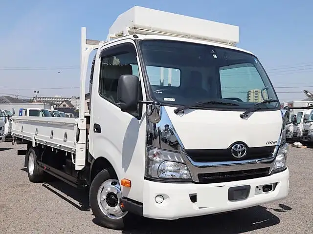 トヨタ ダイナ 小型 平ボディ TKG-XZU712 H30の中古トラック画像2