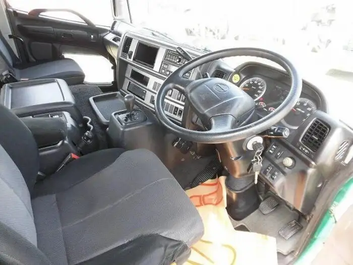 日野 プロフィア 大型 トラクター ハイルーフ 1デフの中古トラック画像8