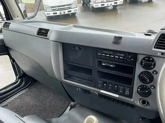 三菱 ファイター 中型/増トン パッカー車 プレス式 PDG-FK71Fの中古トラック画像15