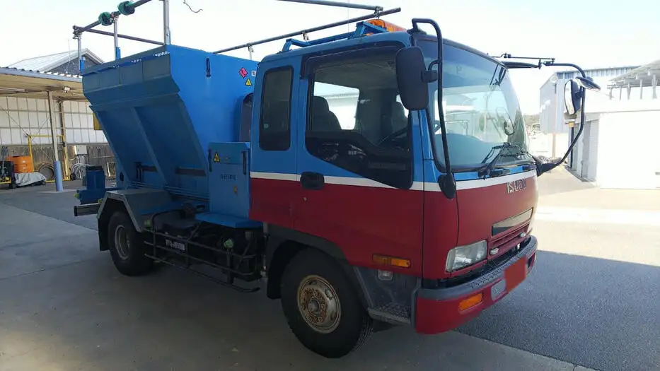 いすゞ フォワード 中型/増トン 特殊車両 PB-FRR35D3 H16の中古トラック画像2