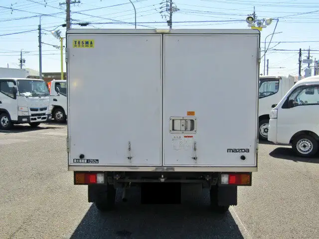 マツダ ボンゴ 小型 冷凍冷蔵 中温 サイドドアの中古トラック画像3