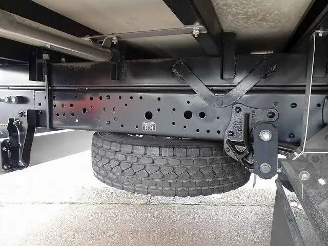 いすゞ エルフ 小型 アルミバン サイドドア 3枚観音の中古トラック画像20