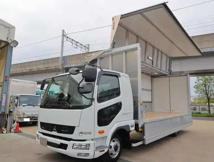 三菱 ファイター 中型/増トン ウイング ベッド 2KG-FK62Fの中古トラック画像1