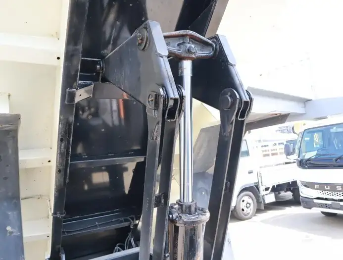 三菱 キャンター 小型 ダンプ 土砂禁 PDG-FE84DVの中古トラック画像13