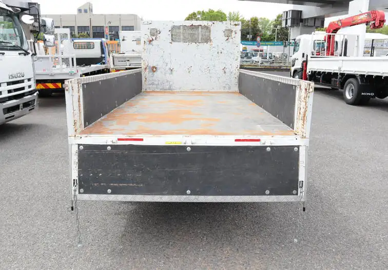三菱 キャンター 小型 平ボディ 床鉄板 2RG-FBAV0の中古トラック画像4