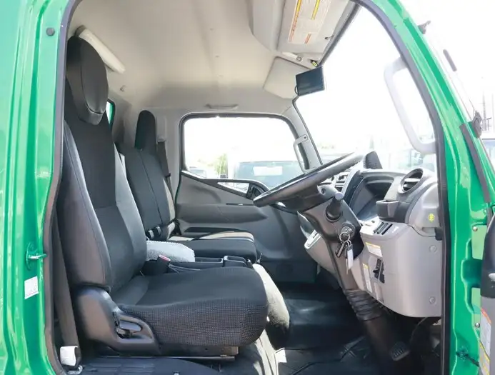 日産UD その他 小型 平ボディ 2RG-FEB9Y R2の中古トラック画像9