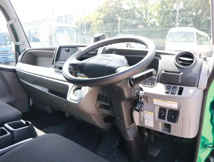 日産UD その他 小型 平ボディ 2RG-FEB9Y R2の中古トラック画像11