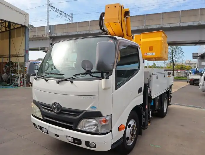 トヨタ トヨエース 小型 高所・建柱車 高所作業車 TKG-XZU600A