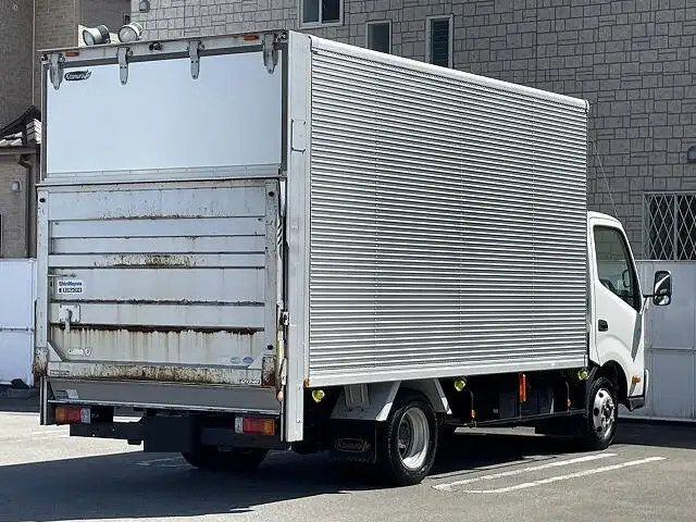 トヨタ ダイナ 小型 アルミバン パワーゲート TKG-XZU710の中古トラック画像4