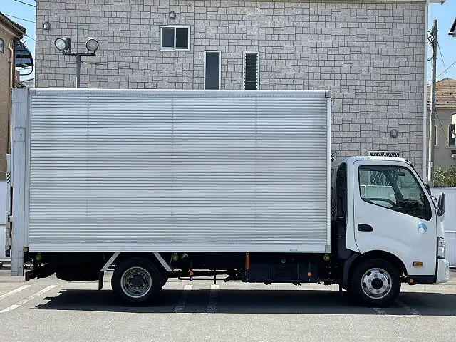 トヨタ ダイナ 小型 アルミバン パワーゲート TKG-XZU710の中古トラック画像3