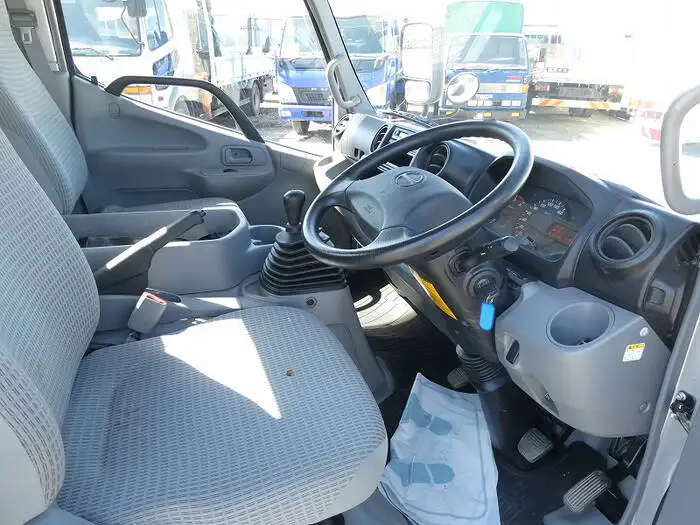 日野 デュトロ 小型 平ボディ TKG-XZC675M H27の中古トラック画像13