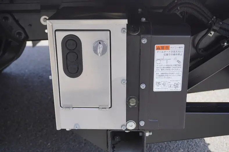 日野 デュトロ 小型 アルミバン パワーゲート サイドドアの中古トラック画像15