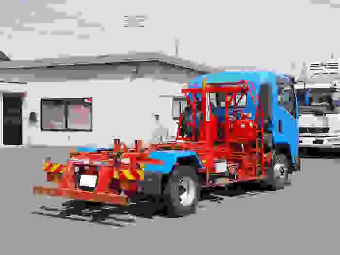 いすゞ フォワード 中型/増トン アームロール ツインホイスト TKG-FRR90S2の中古トラック画像4