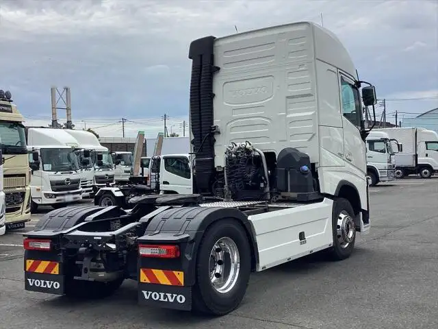 ボルボ トラック 大型 トラクター ハイルーフ 1デフの中古トラック画像3