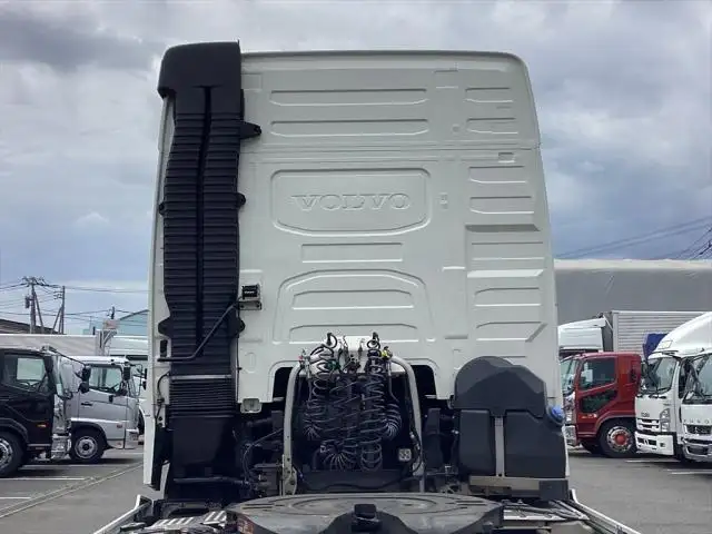 ボルボ トラック 大型 トラクター ハイルーフ 1デフの中古トラック画像8
