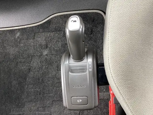 ボルボ トラック 大型 トラクター ハイルーフ 1デフの中古トラック画像16