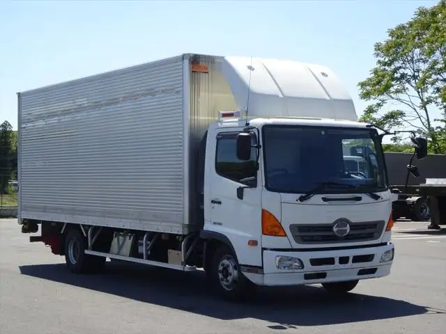日野 レンジャー 中型/増トン アルミバン パワーゲート サイドドアの中古トラック画像2