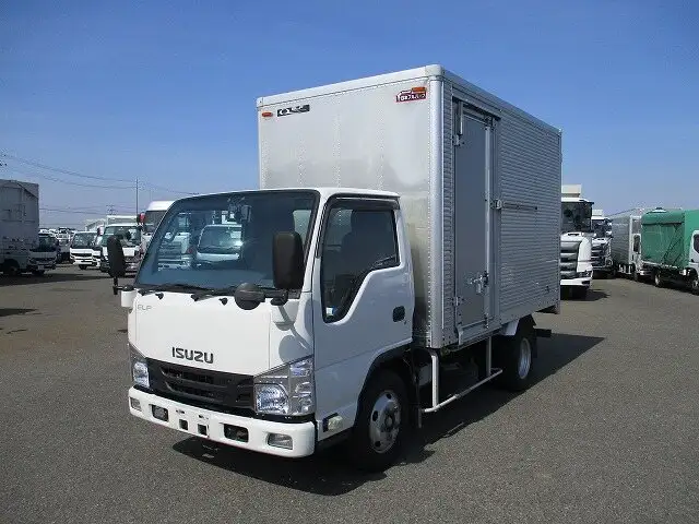 いすゞ エルフ 小型 アルミバン サイドドア 3枚観音 の中古トラック【車両No.145279】