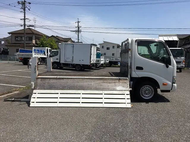 トヨタ トヨエース 小型 平ボディ パワーゲート QDF-KDY221の中古トラック画像4