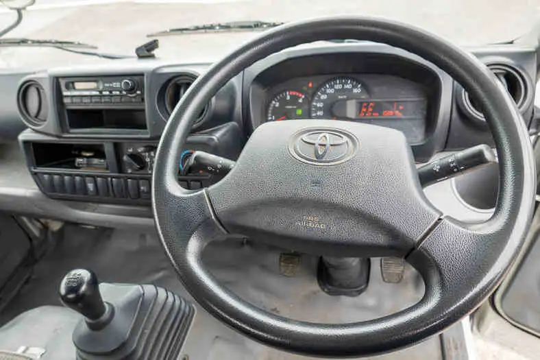 トヨタ ダイナ 小型 平ボディ パワーゲート TKG-XZU605の中古トラック画像11