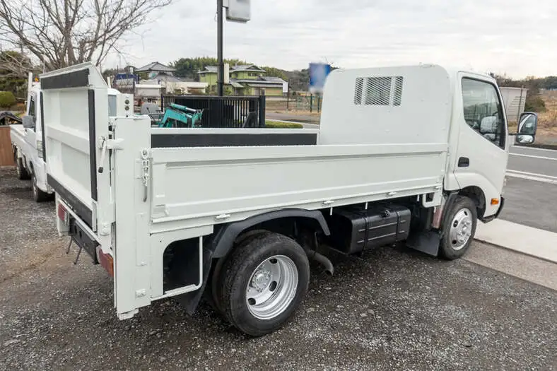 トヨタ ダイナ 小型 平ボディ パワーゲート TKG-XZU605の中古トラック画像2