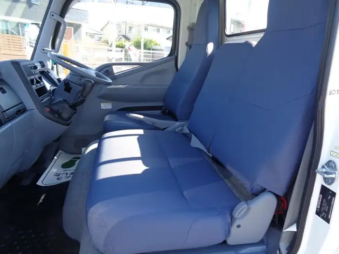 三菱 キャンター 小型 平ボディ PDG-FB70B H20の中古トラック画像12