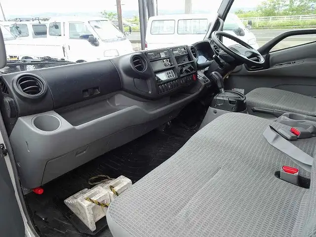 日野 デュトロ 小型 冷凍冷蔵 低温 スタンバイの中古トラック画像9