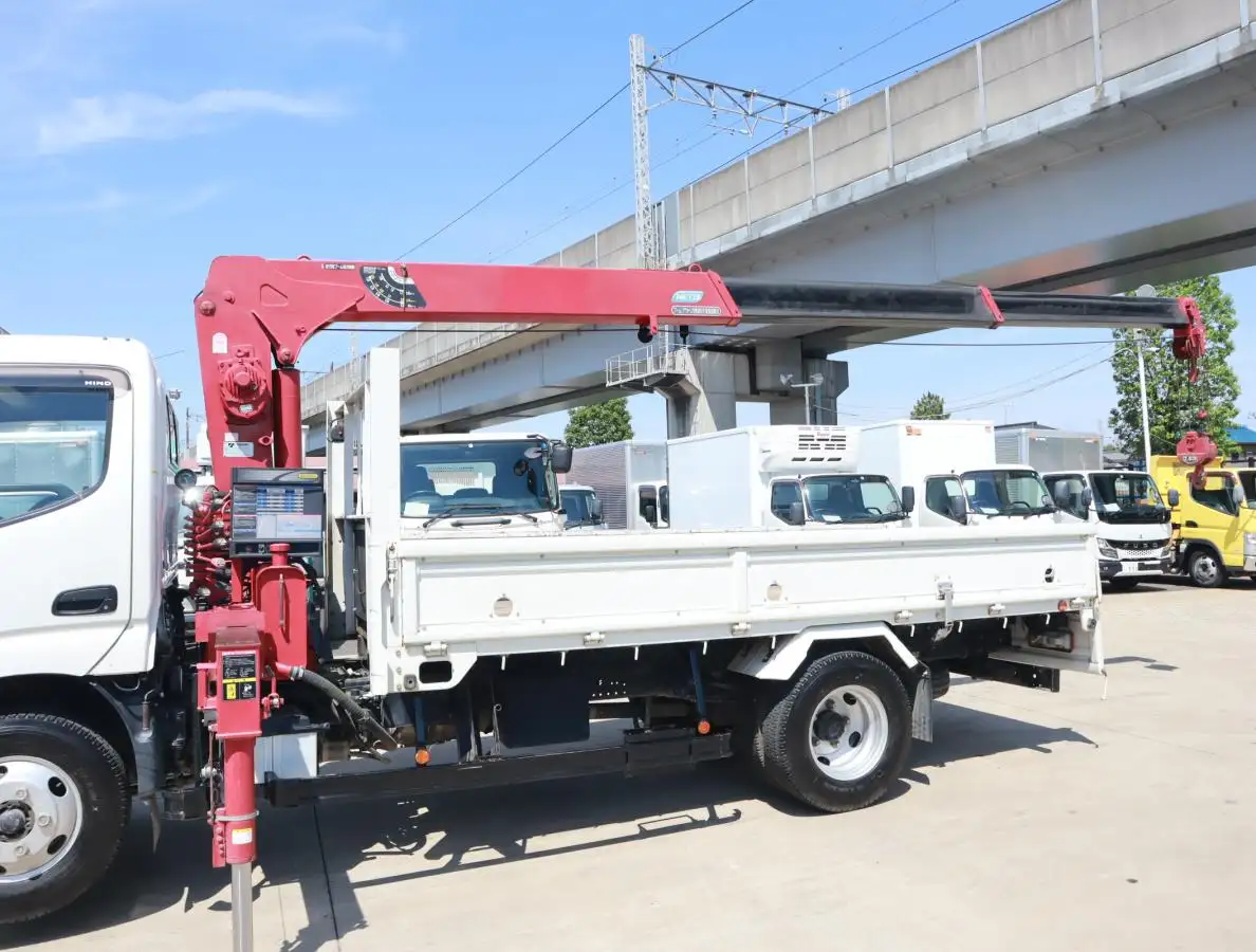 日野 デュトロ 小型 クレーン付 床鉄板 3段の中古トラック画像13