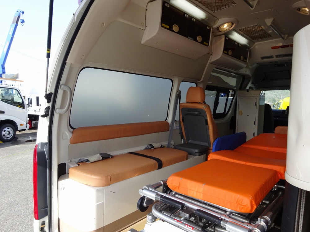トヨタ ハイエース 小型 特殊車両 CBF-TRH221S H27｜画像9