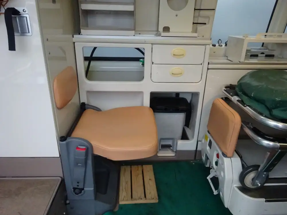 トヨタ ハイエース 小型 特殊車両 CBF-TRH226S H24の中古トラック画像10