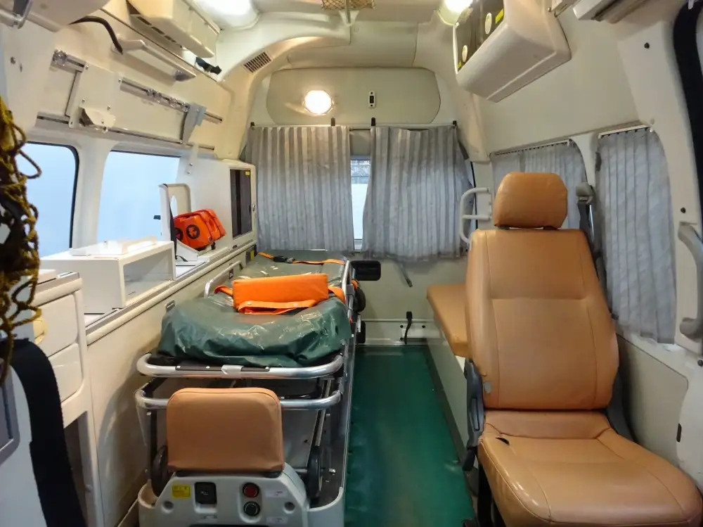 トヨタ ハイエース 小型 特殊車両 CBF-TRH226S H24の中古トラック画像11
