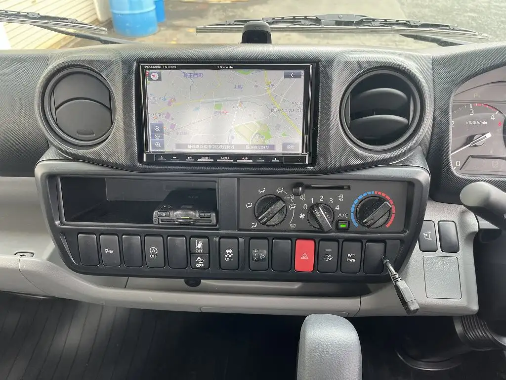 日野 デュトロ 小型 平ボディ 床鉄板 2RG-XZC605Mの中古トラック画像10