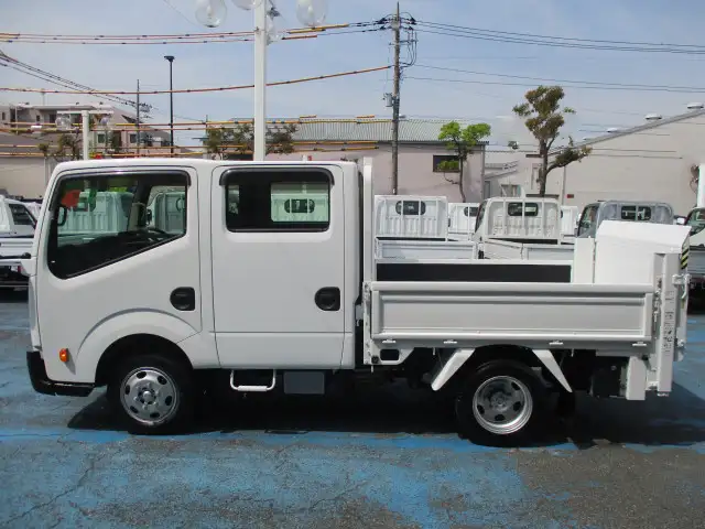 日産 アトラス 小型 平ボディ Wキャブ パワーゲートの中古トラック画像7