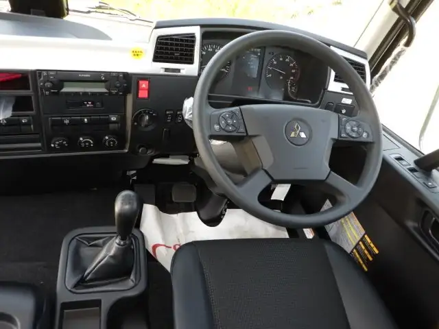 三菱 ファイター 中型/増トン 車両重機運搬 ラジコン ウインチの中古トラック画像11