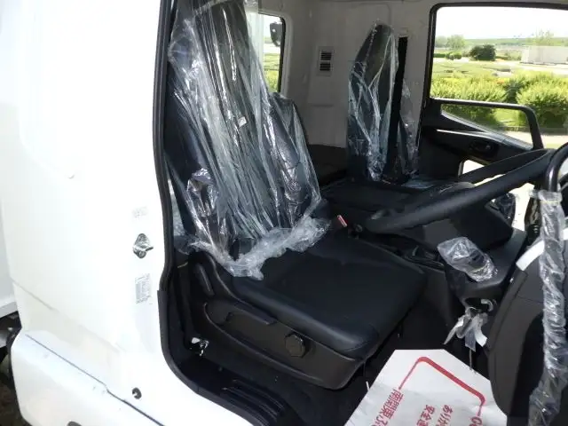 三菱 ファイター 中型/増トン 車両重機運搬 ラジコン ウインチの中古トラック画像9